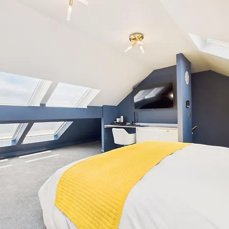 Daire Host & - Bellevue Luxe Redcar