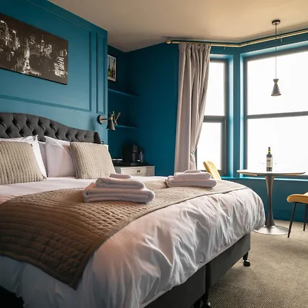 Bellevue Luxe - * Redcar